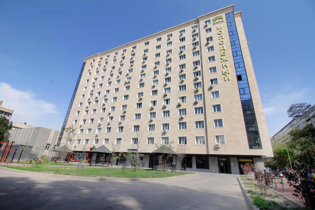 Апартаменты С Двумя Спальнями На Арбате! Almaty Exterior photo
